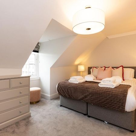 Righ Properties - Luxurious City Centre Three Bedroom Apartment Edinburgh Bagian luar foto