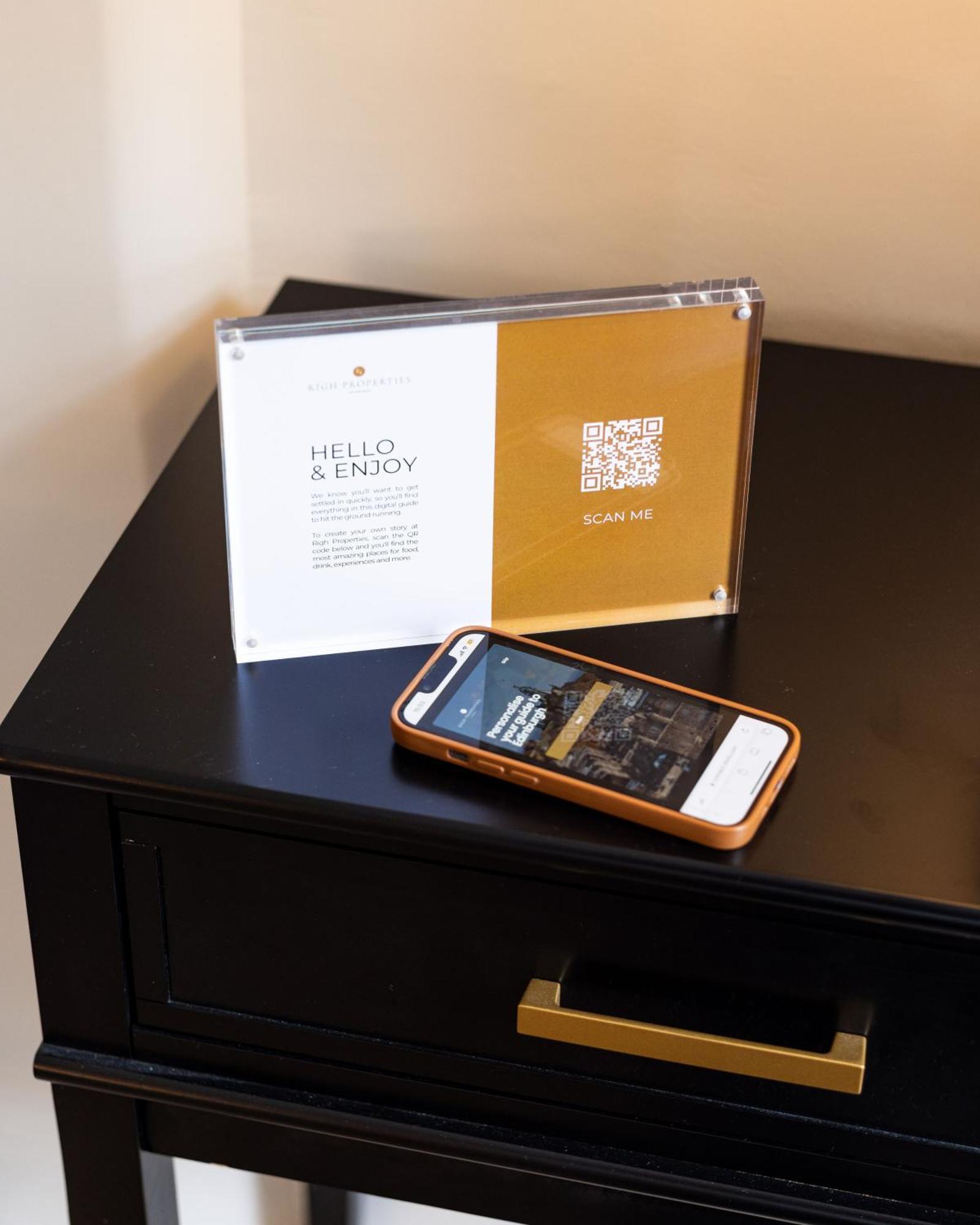 Righ Properties - Luxurious City Centre Three Bedroom Apartment Edinburgh Bagian luar foto